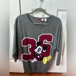 Divided/H&M/Disney Mickey Mouse No. 36 Gray Long Sleeve Sweater - Size 2